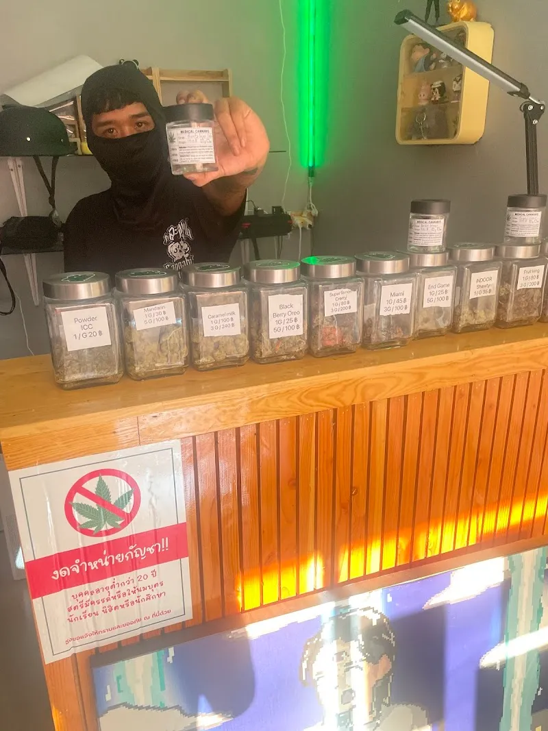 30 Weed ร้านกัญชาสามสิบกันยา