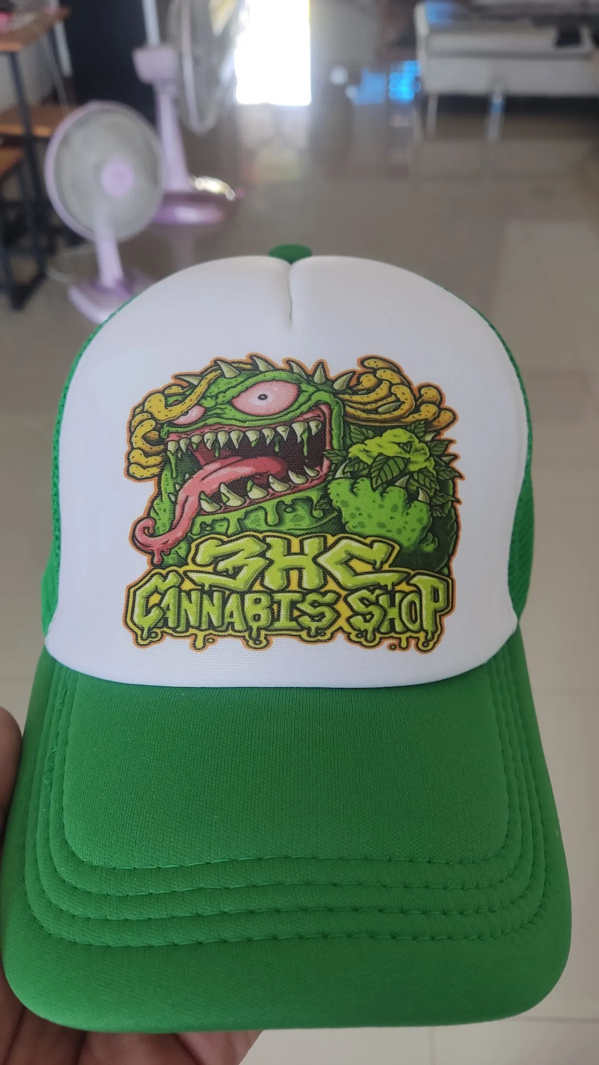 มาโดนกัญ (3HC Cannabis Shop)