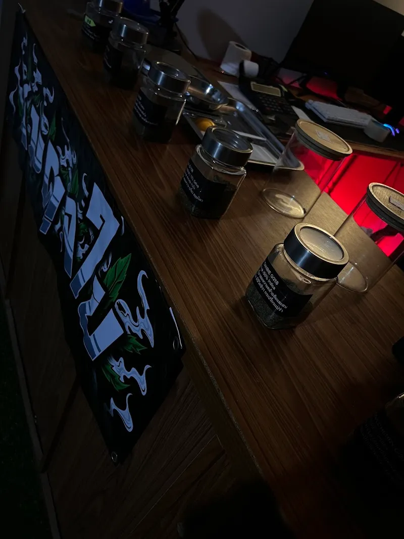 420LEAF CANNABIS SHOP