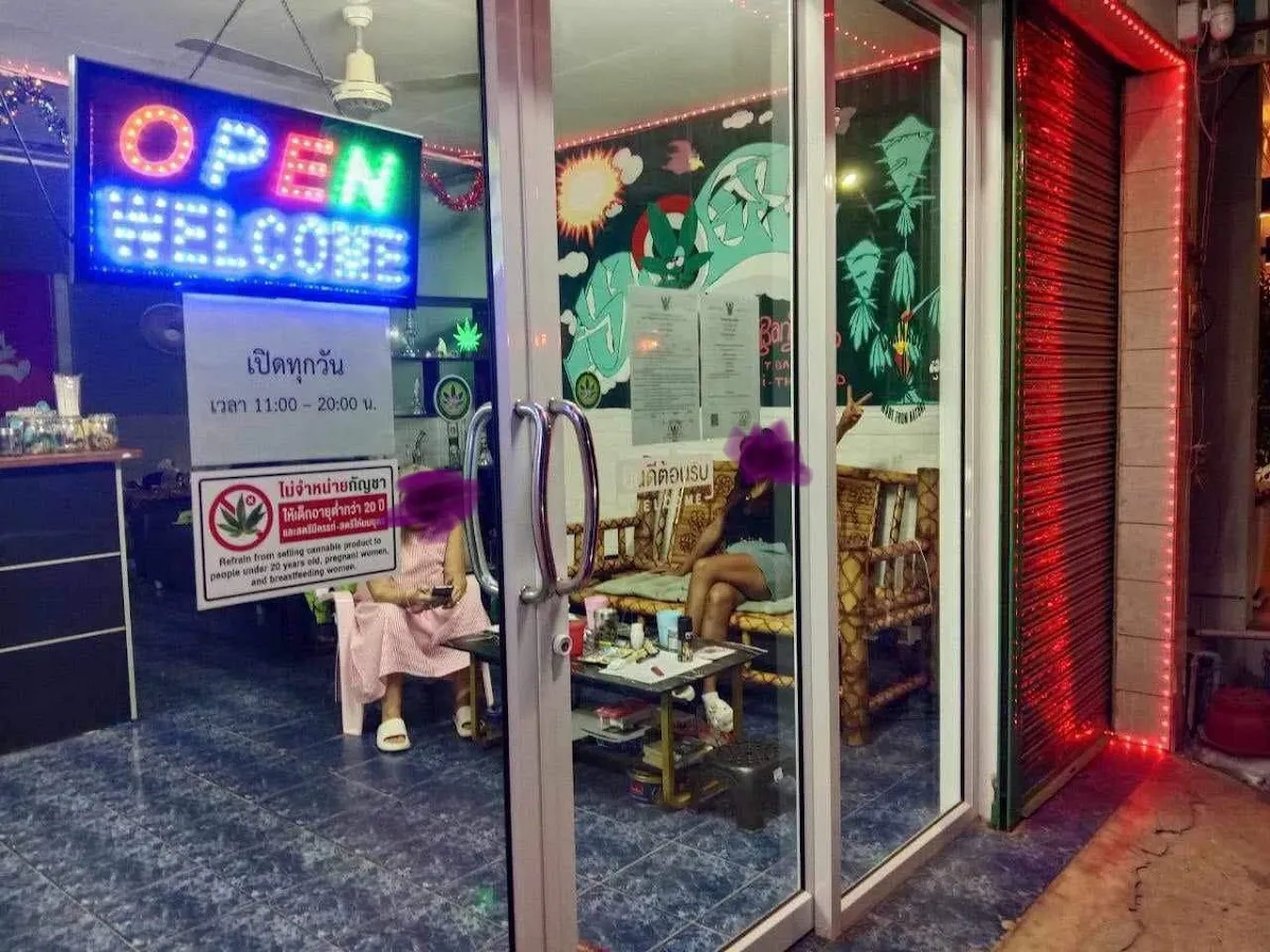ร้านกัญบ้านผือ Cannabis Shop