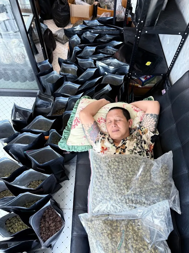 Cannabis shop byสหายยิ้ม1