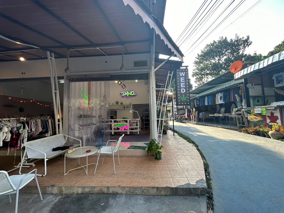 DANQ Cannabis Dispensary Lipe