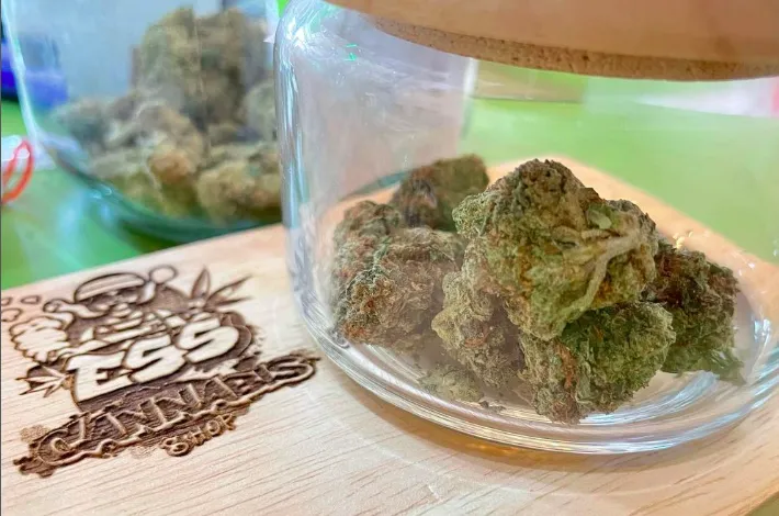 Ess Cannabis Shop