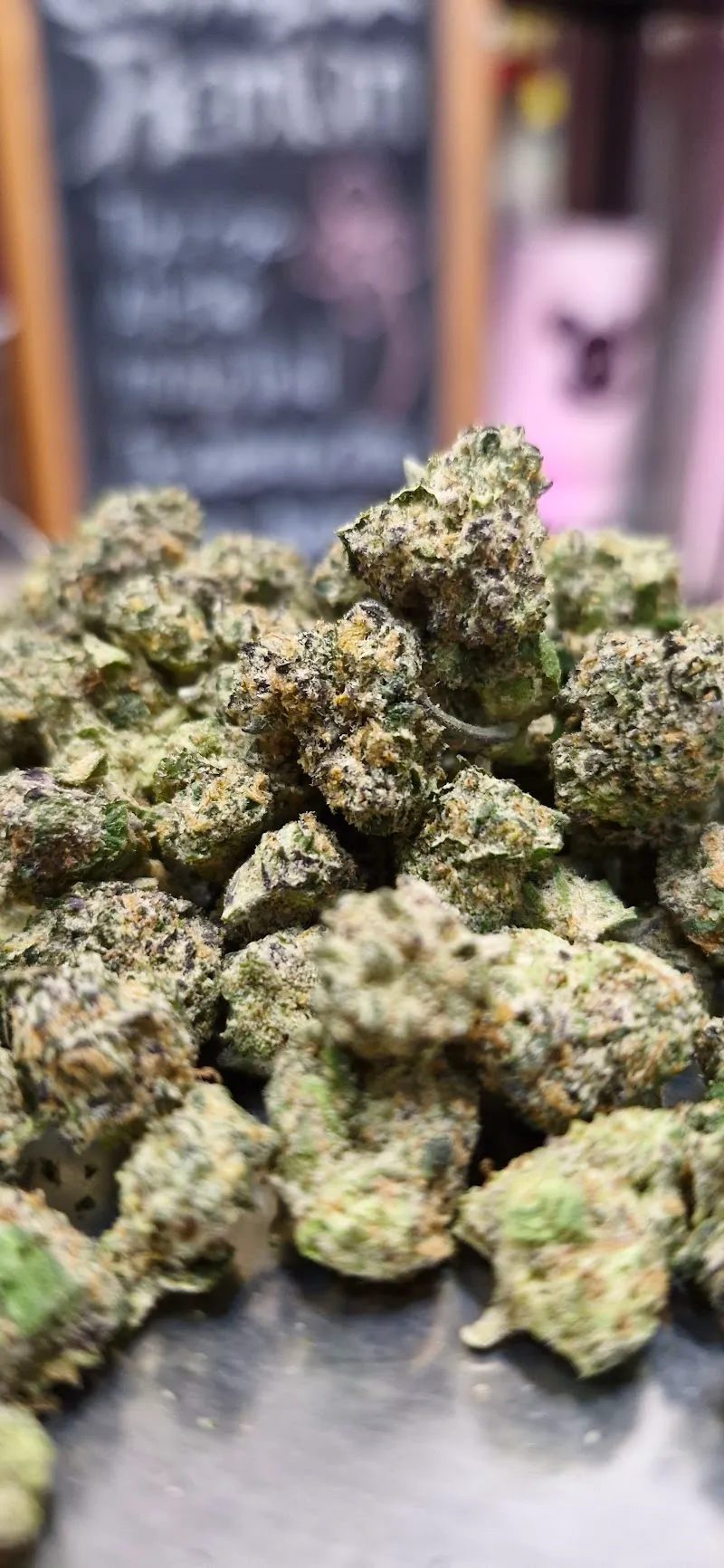 EsTeeM club YABAi cannabis&collector