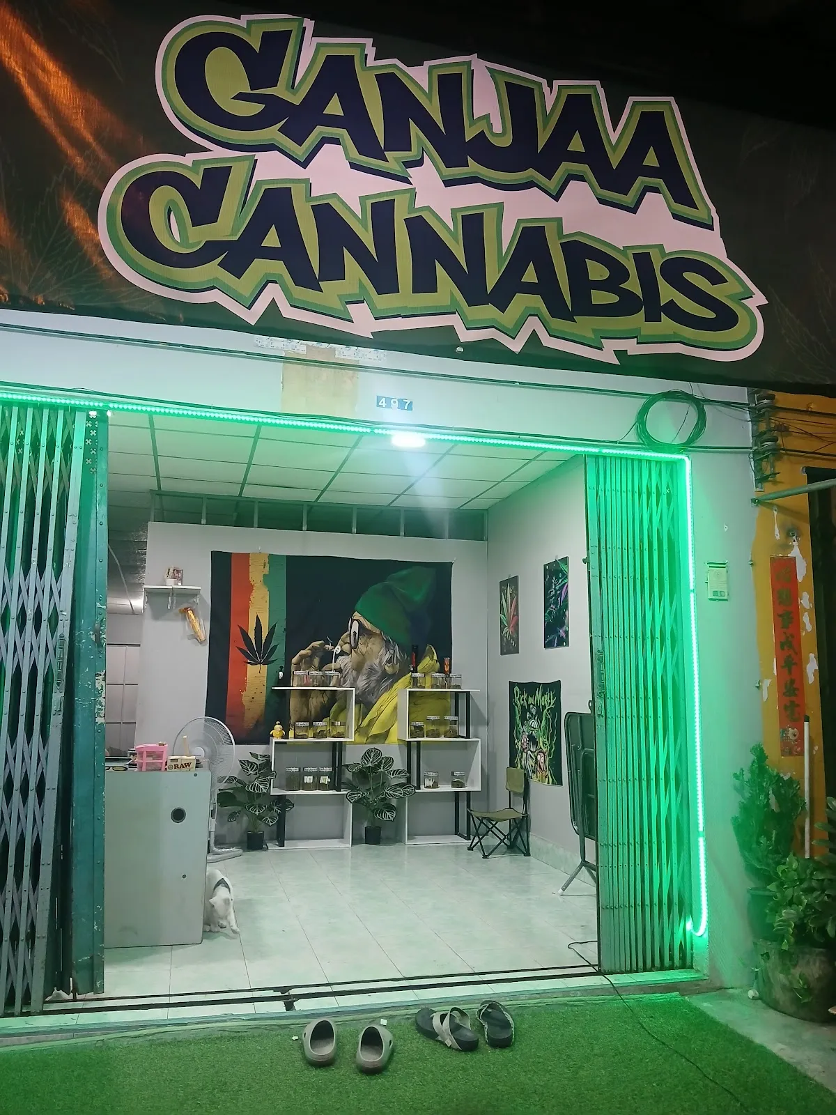 GANJAA CANNABIS SHOP