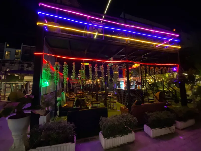 GunCha Café กัญชา คาเฟ่