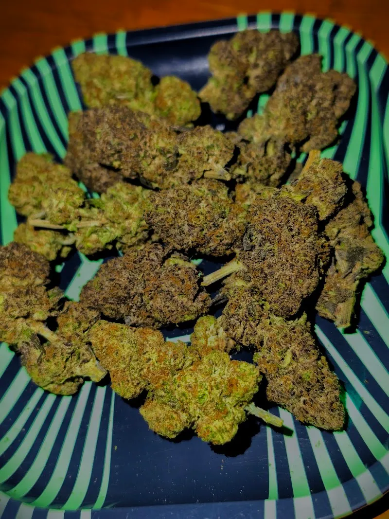 I'am Grower​ Cannabis ( local Grower )