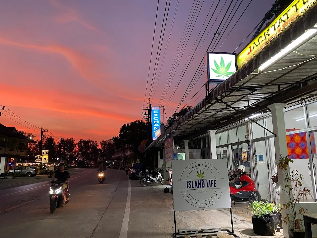 Island Life Cannabis Shop
