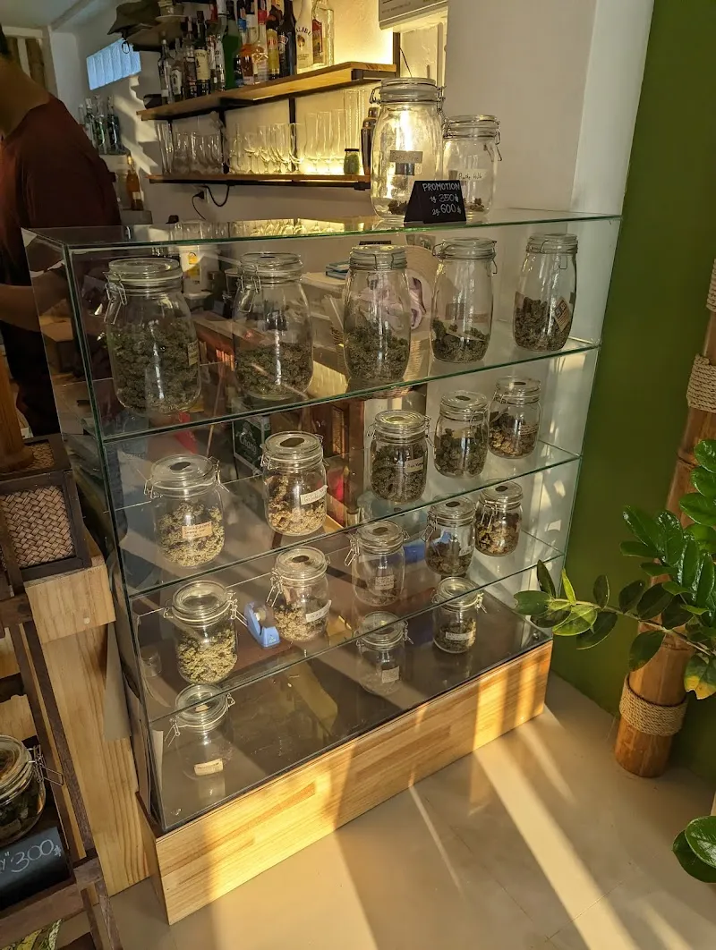 Lanta Highland Weed / Cannabis Cafe