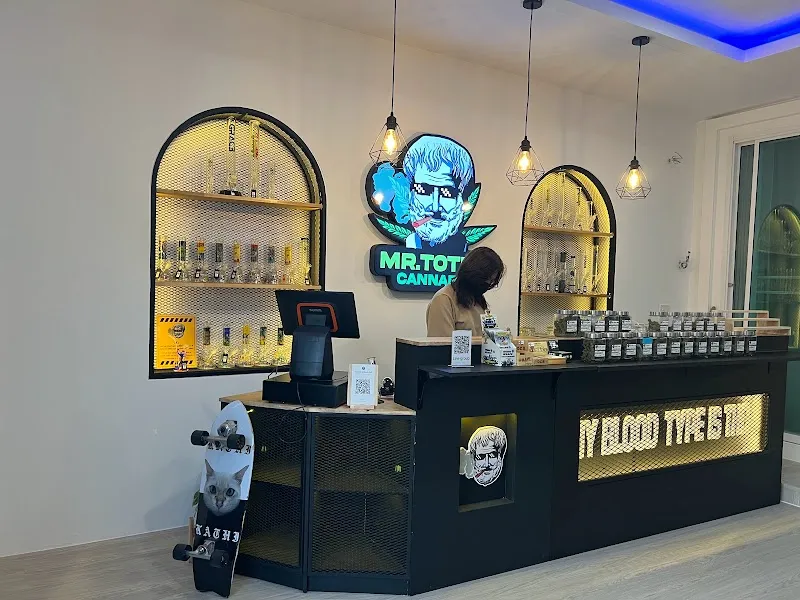 MR. TOTLE Cannabis กัญชาจันทบุรี