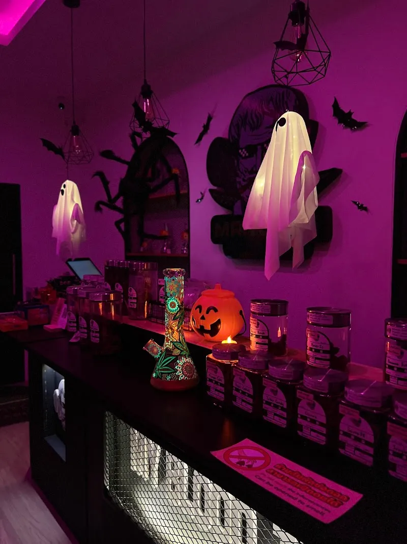 MR. TOTLE Cannabis กัญชาจันทบุรี