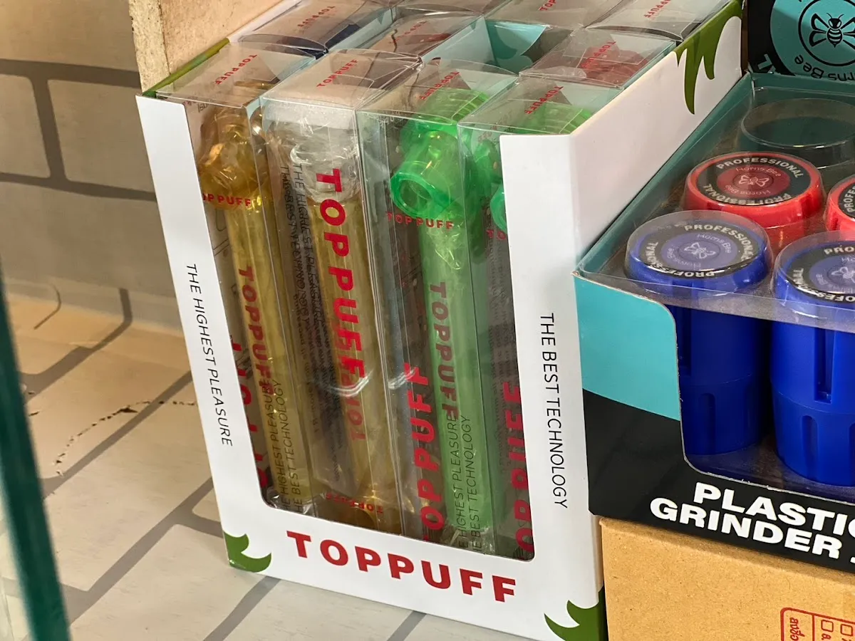 Mungkon Cannabis 420