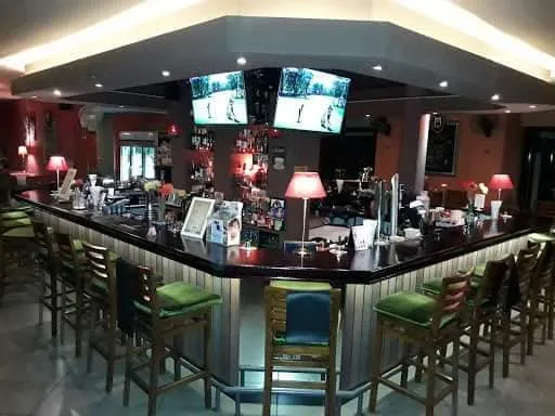 Murphy's Pub Bud's & Spud's