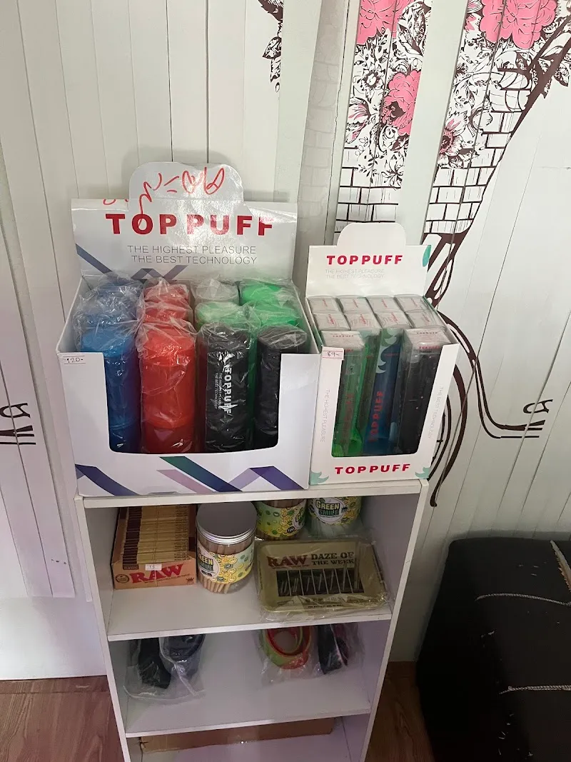 Om-yim og cannabis shop