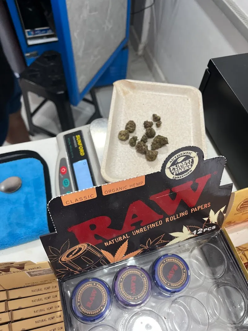 PAPA WEED cannabis marijuana