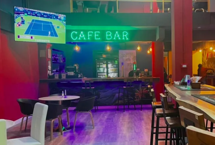 Pot Hole Cafe Bar Dispensary