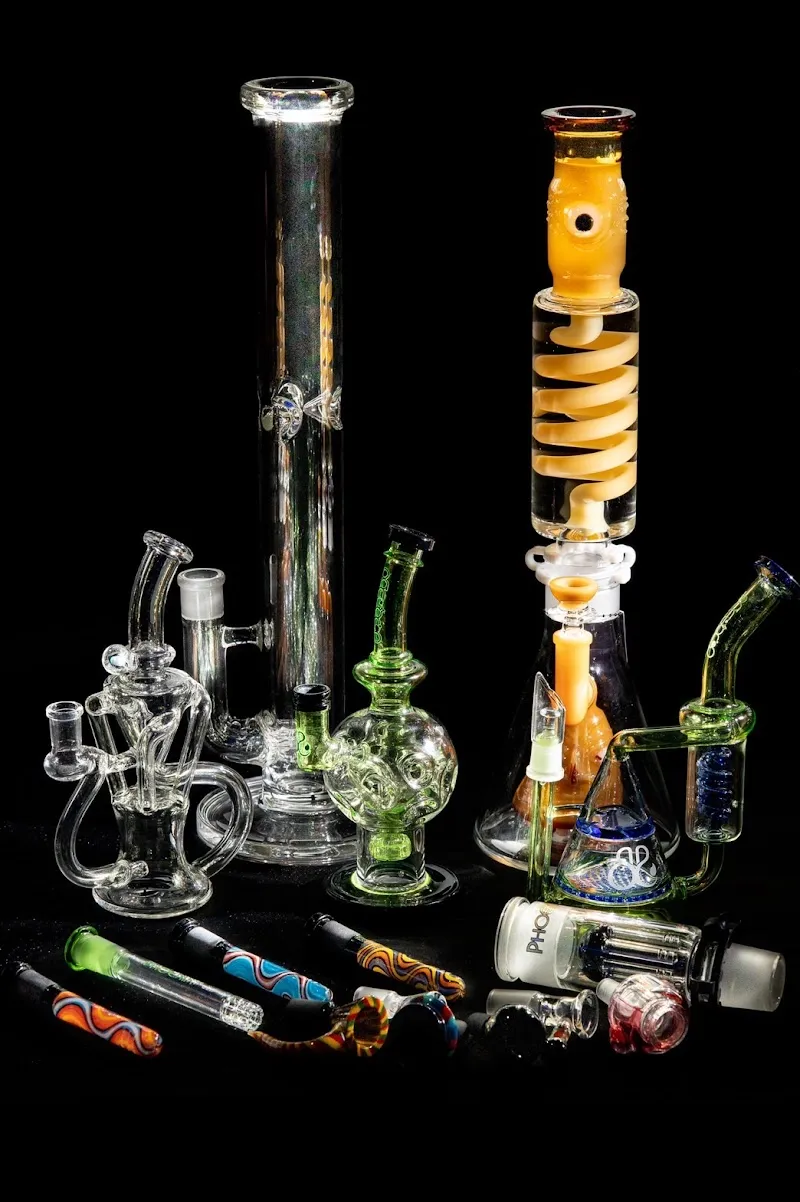 Roll with it Cannabis Shop