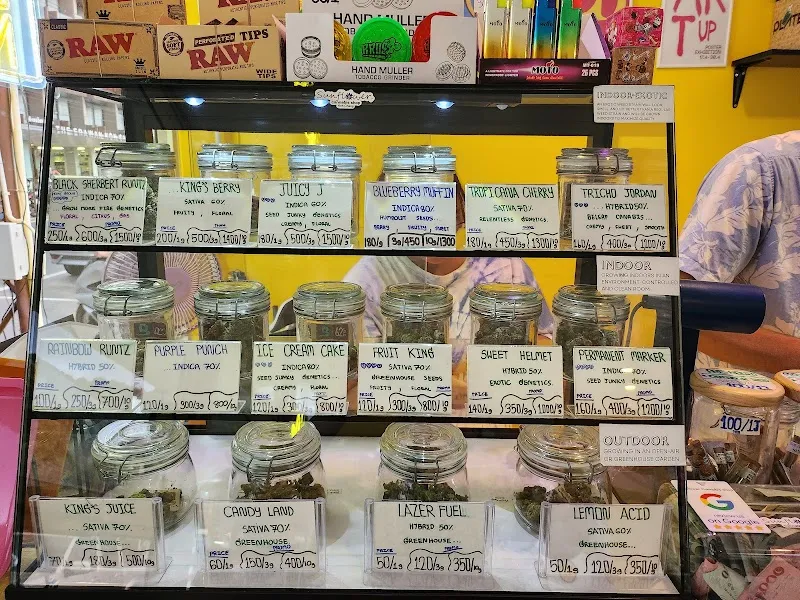 Sunflower Cannabis Shop