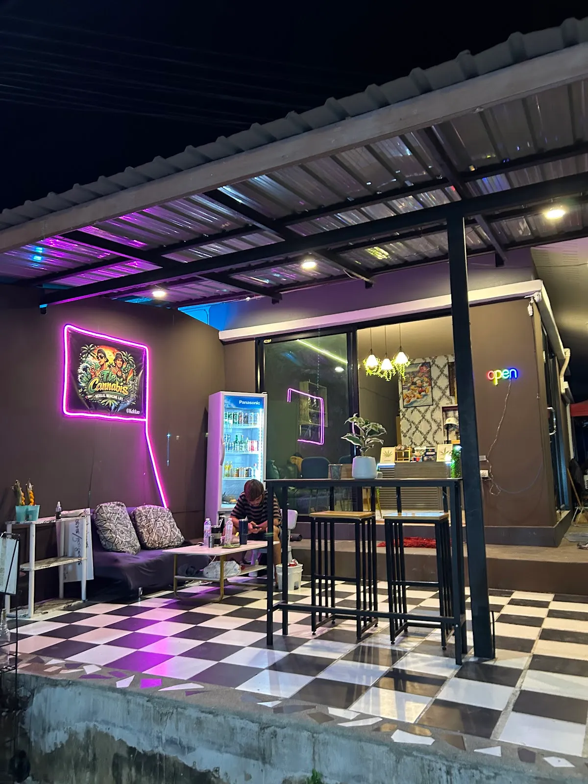 Tle Cannabis(Weed Shop)