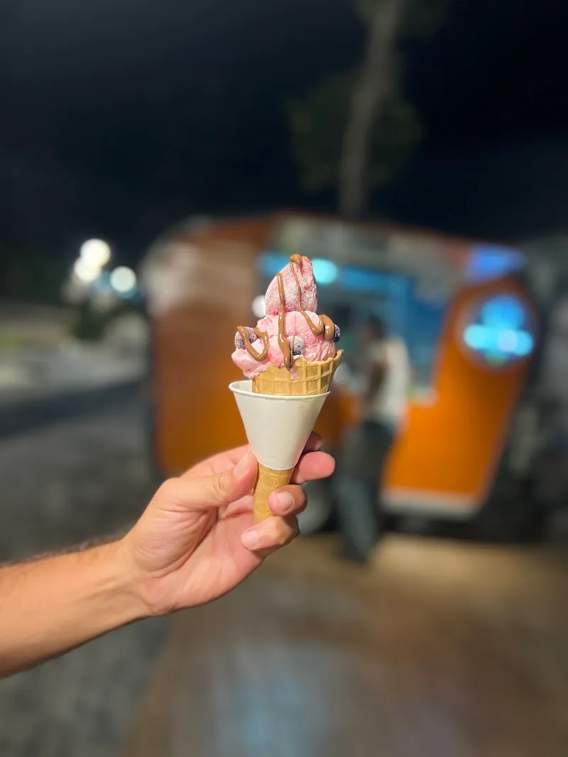 To the Moon Koh Chang Weed smoke shop