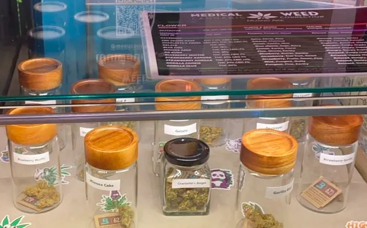 Weed Connection Muang Ake