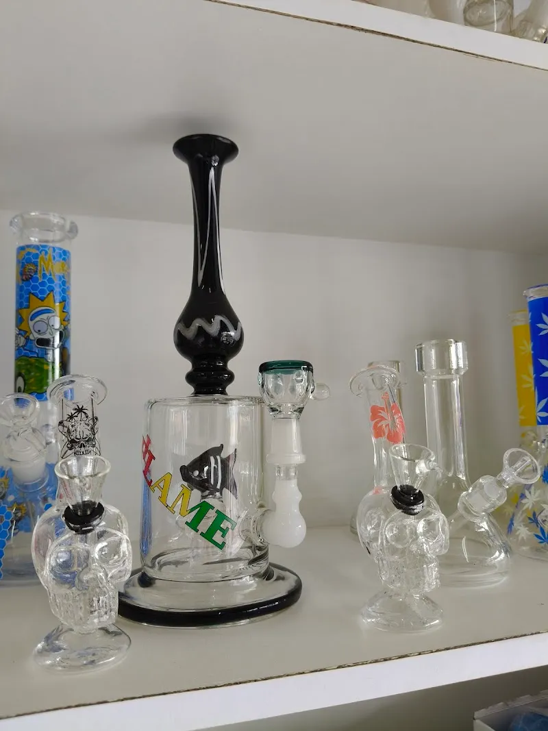 WEED WORLD Surat Thani